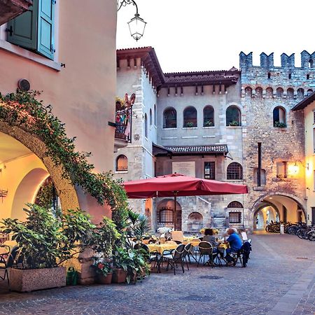 Appartamento Centro Storico Riva 2 - Happy Rentals Kültér fotó